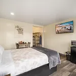 24 Hours Motel